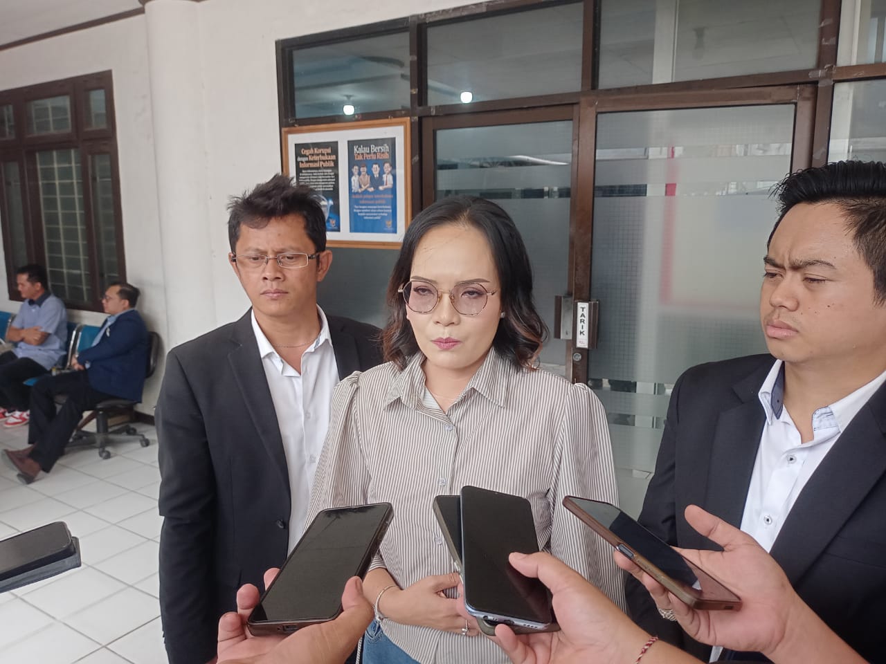 Hadir Sidang Sengketa Informasi, Petinggi Muara Tae Tegaskan Transparansi APBKam